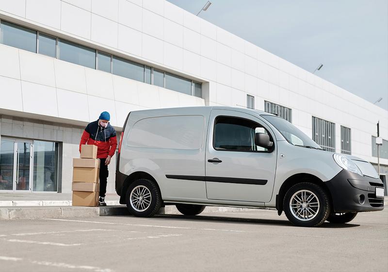 Delivery car similar as to those Amazon is using.